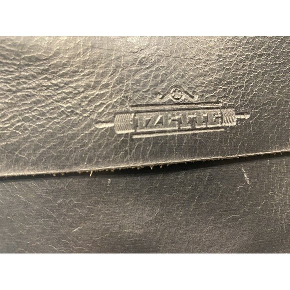 Izette Wallet Handmade Leather Passport Holder Wallet With Belt Loop - Picture 6 of 6